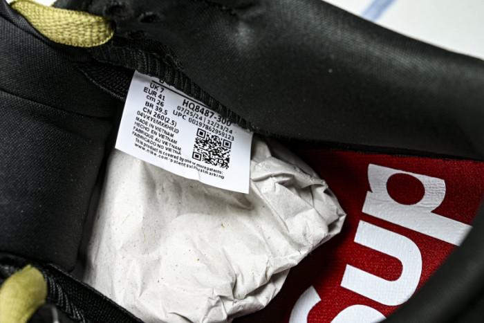 Nike SB Dunk Low  Supreme 94 Camper Green  HQ8487-300