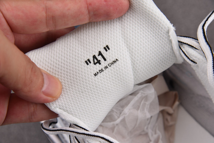 OF C/O  SNEAKER  FOR-102401