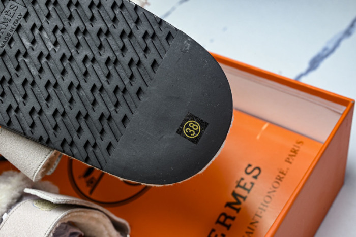 H*RMES  SLIDS   HM-55