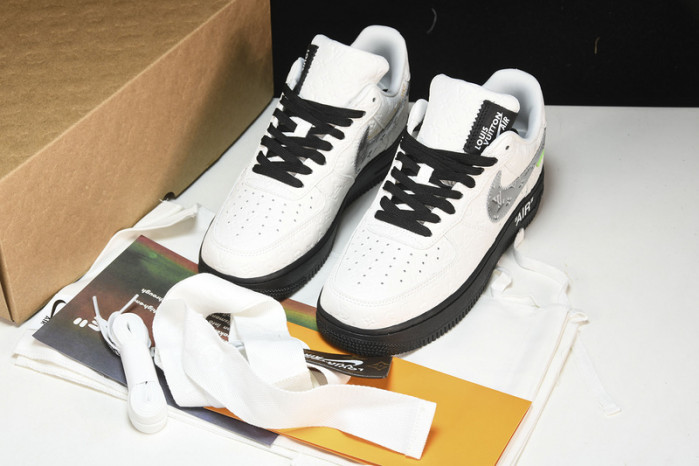 Nike Air Force 1 LV 022303