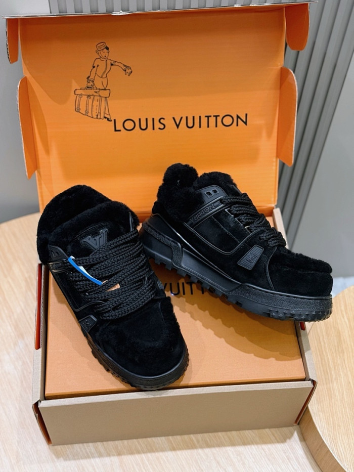 LV SNEAKER TRANIER MAXI FOR-LV441