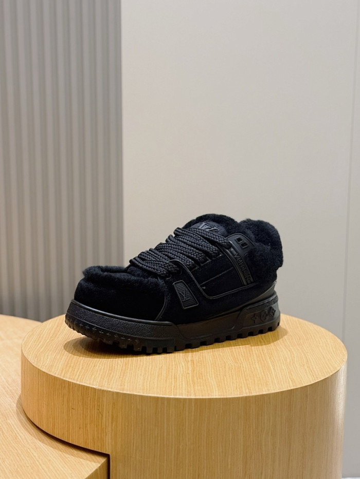 LV SNEAKER TRANIER MAXI FOR-LV441
