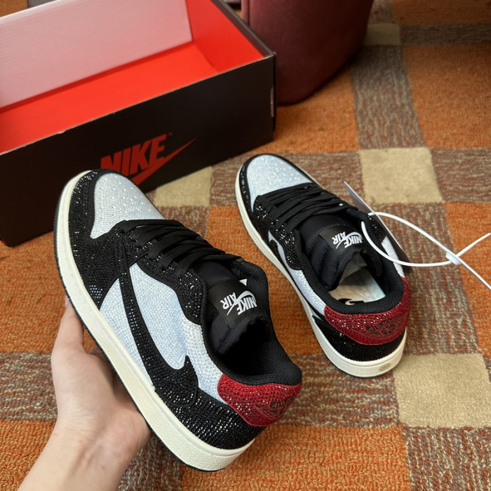 AIR JORDAN 1 RETRO  AJ-39