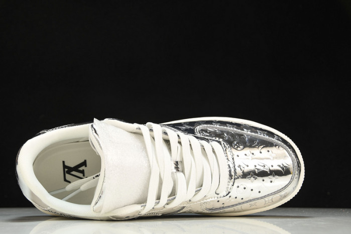 Nike Air Force 1 LV 022304