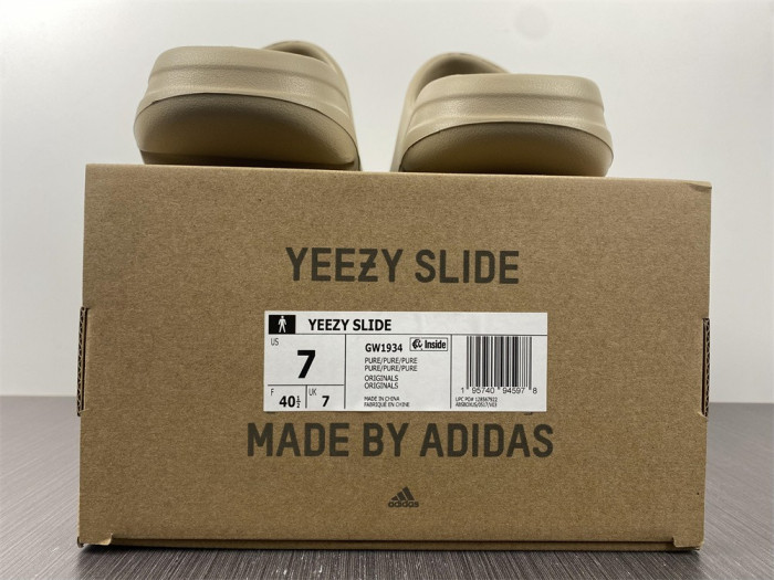 Yeezy Slide GW1934