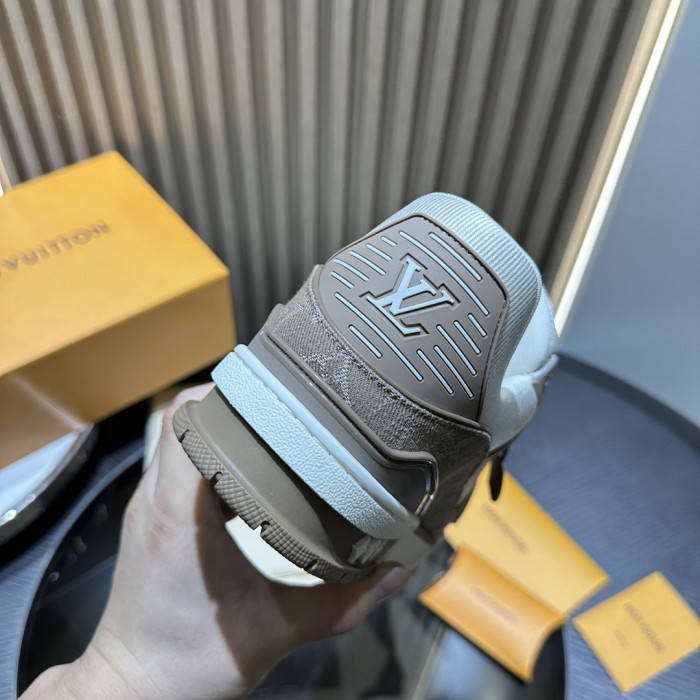 LV SNEAKER TRAINER FOR-LV425