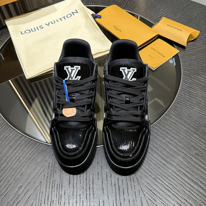 LV SNEAKER TRAINER FOR-LV427