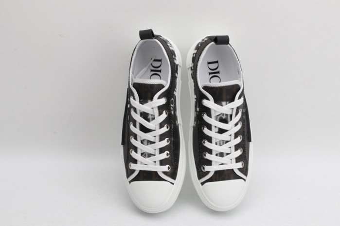 D10R B23 Sneakers Low Top