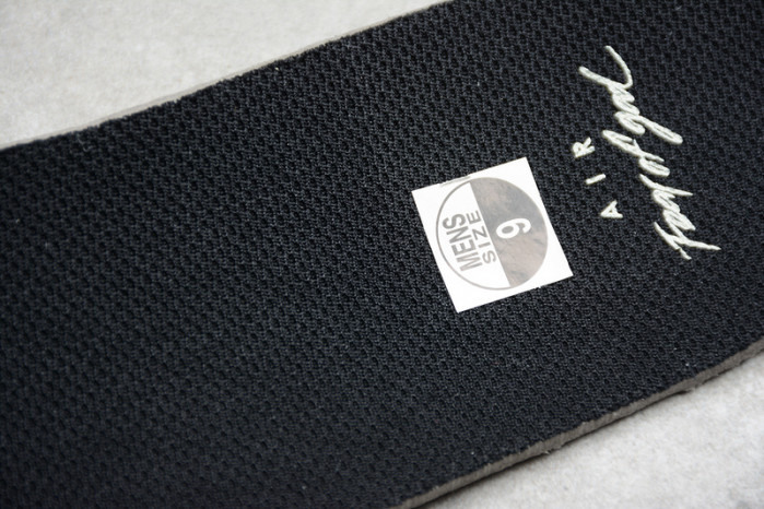 NIKE AIR FEAR OF GOD RAID LIGHT BONE AT8087-001