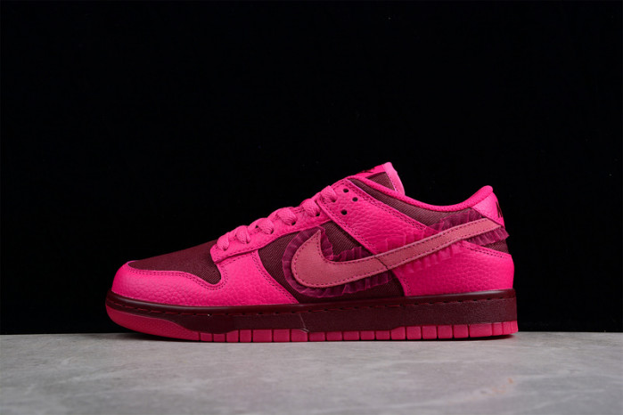 Nike DUNK LOW  Valentine