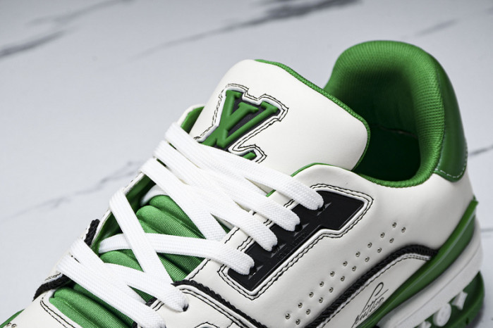 LV SNEAKER LOW FOR-LV105