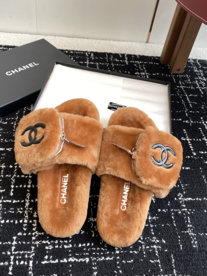 CH*NEL SLIPPERS