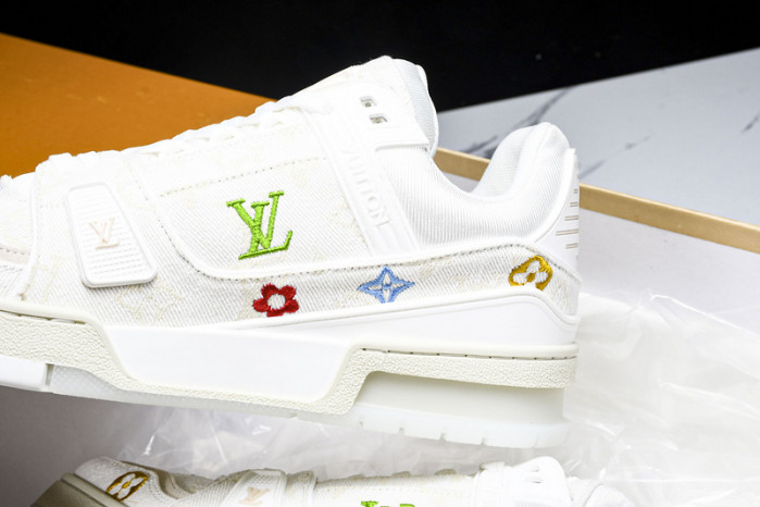 LV SNEAKER LOW FOR-LV107