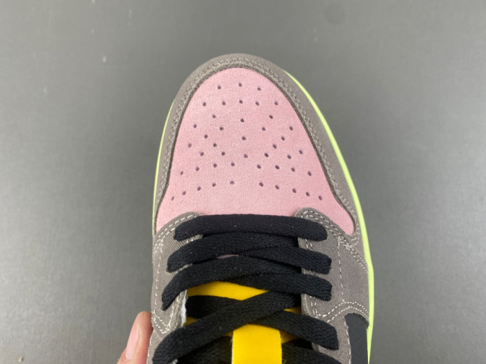 Air Jordan 1 Low HQ2010-005