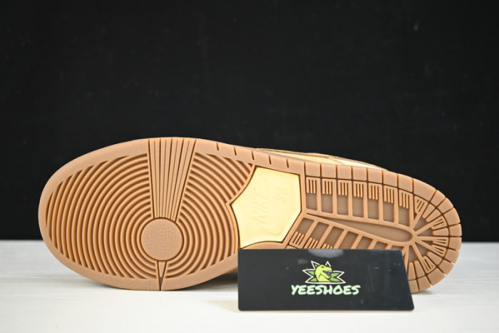 Nike DUNK LOW Pro 883232-700