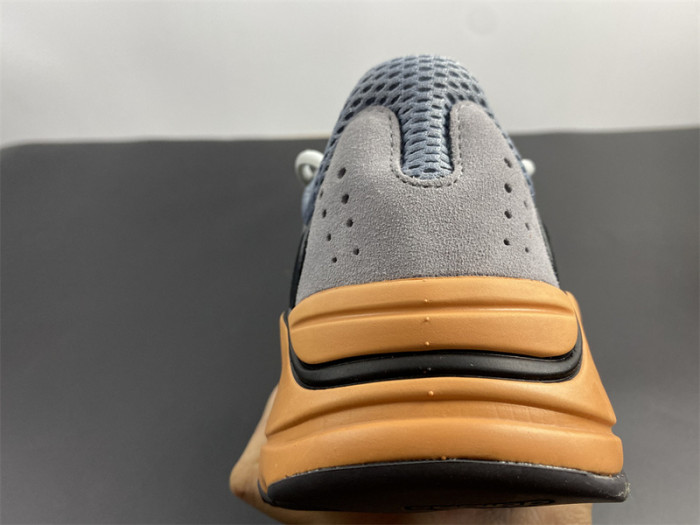 Adidas Yeezy Boost 700 GW0296