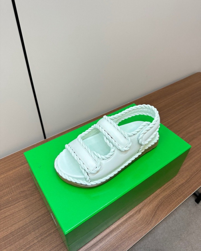 B0TTEGA VENETA  SLIDES