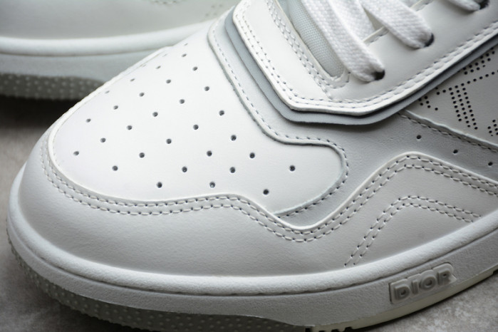 D10R B27 High Top Sneaker