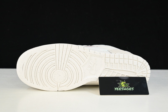 NIKE DUNK LOW DISRUPT 2 DH4402-100