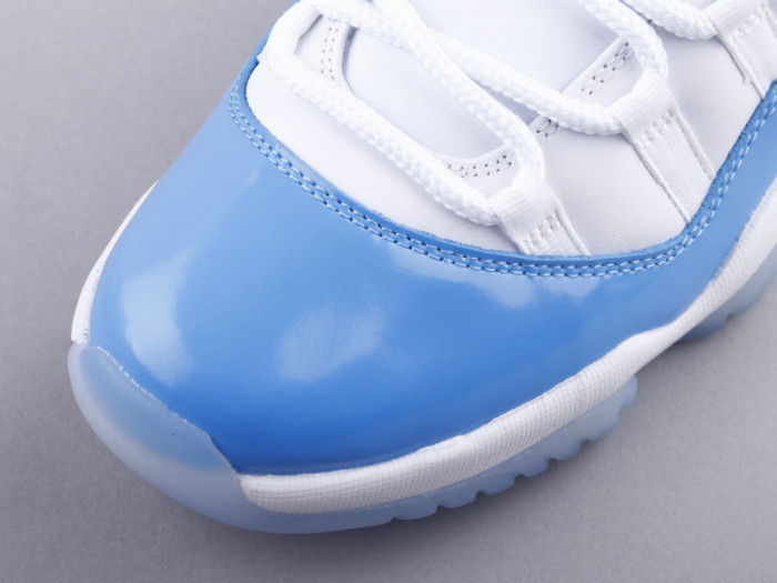 Jordan 11 Retro Low University Blue  528896-106